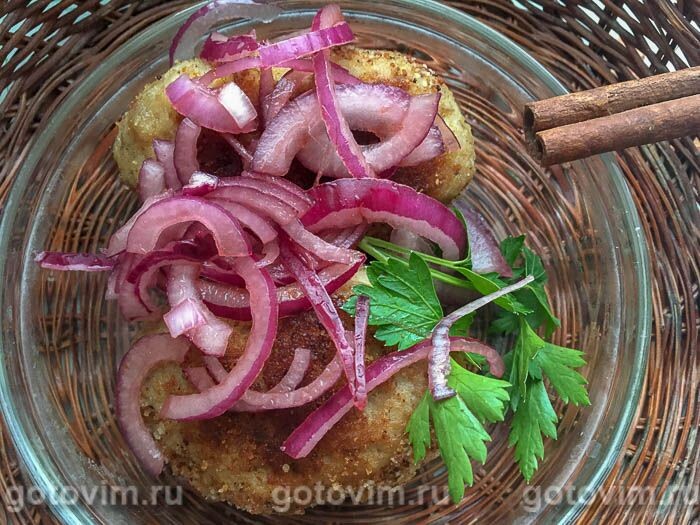 Как замариновать лук к шашлыку +4 рецепта