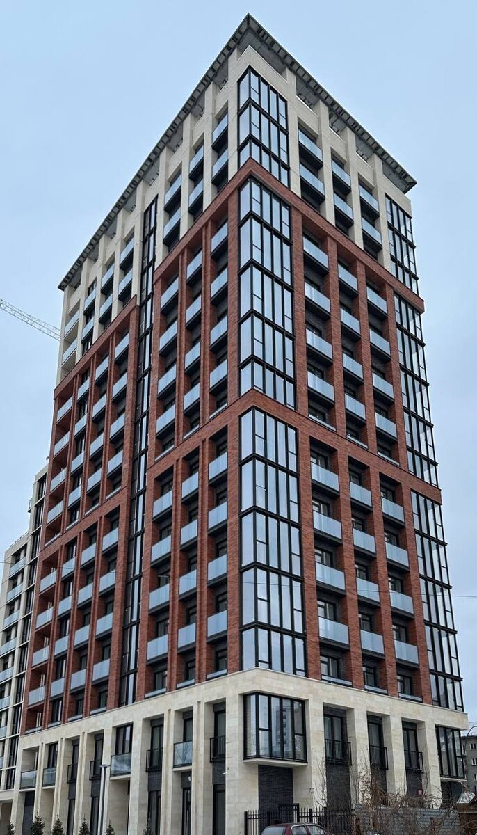 Фасад жилого комплекса «Комсомольский»