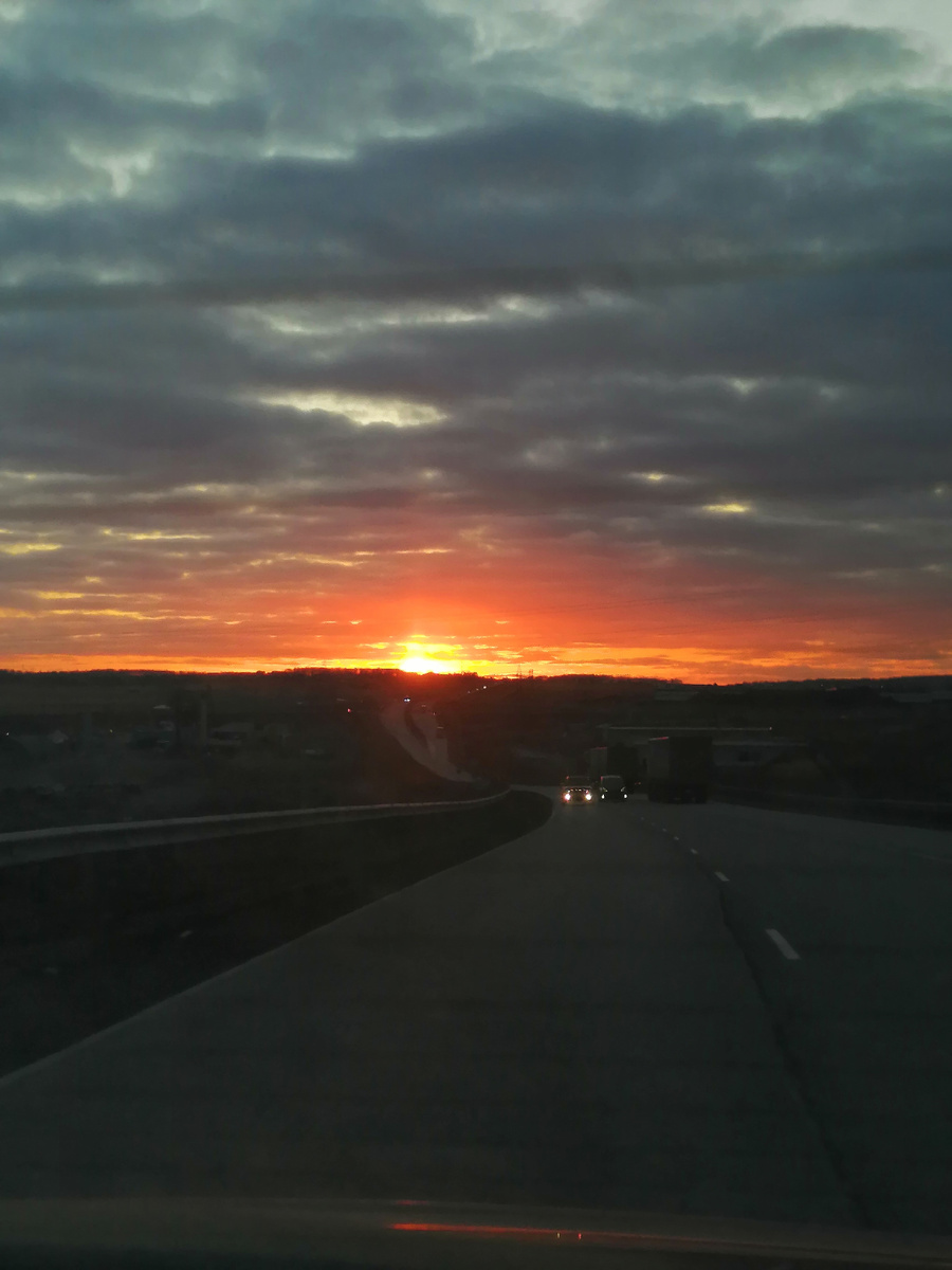 Заговорили про закаты - захотела поделиться с вами таким) 