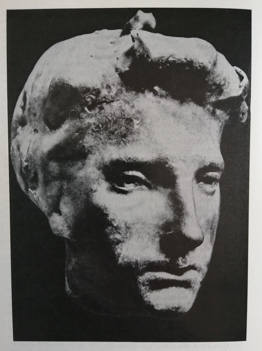 Женский портрет. 1935. Воск.