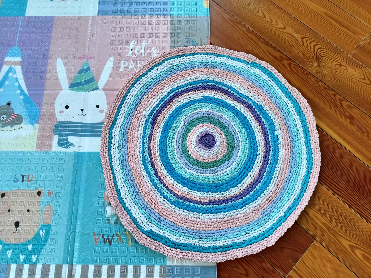 Коврик в детскую комнату