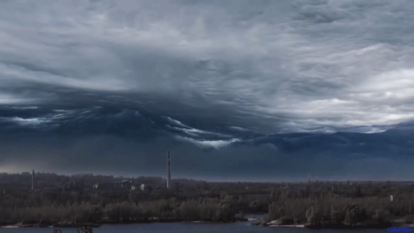 Анимация движения дождевых облаков, проявляющая оболочковое строение бывшей "небесной тверди".