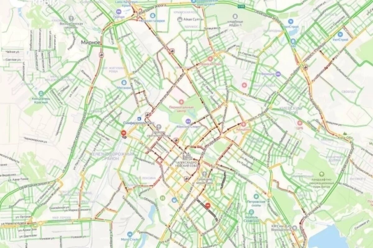    Перед майскими праздниками Симферополь сковали девятибалльные пробки