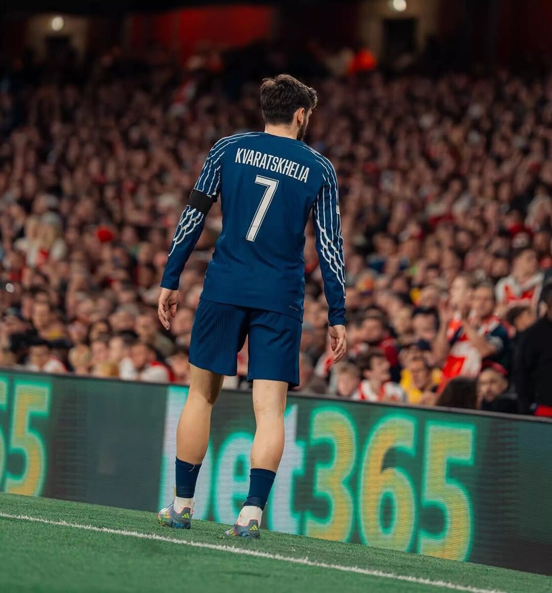 © Khvicha Kvaratskhelia Fanpage