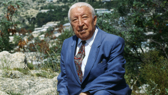 Расул Гамзатов