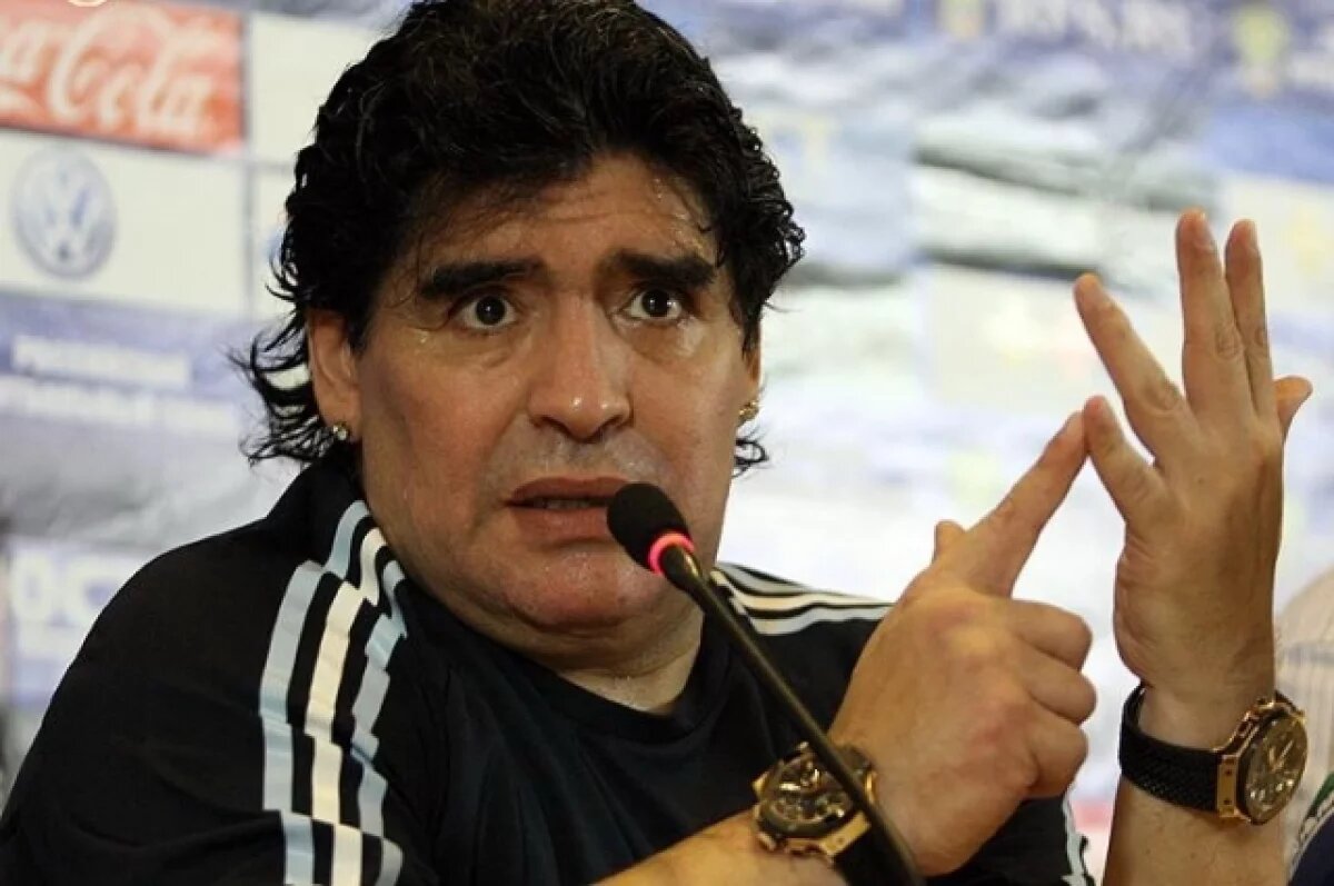    Врачи разрешали Марадоне есть гамбургеры после операции