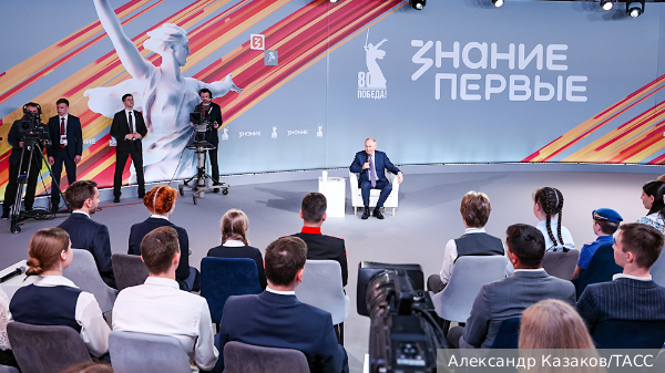     Фото: Александр Казаков/ТАСС   
 Текст: Валерия Городецкая