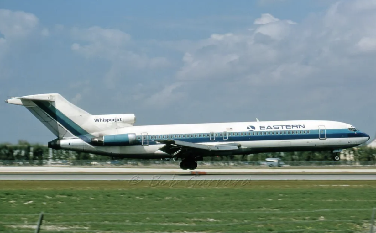 N8845E, самолёт, участвовавший в аварии. (Боб Гаррард)
