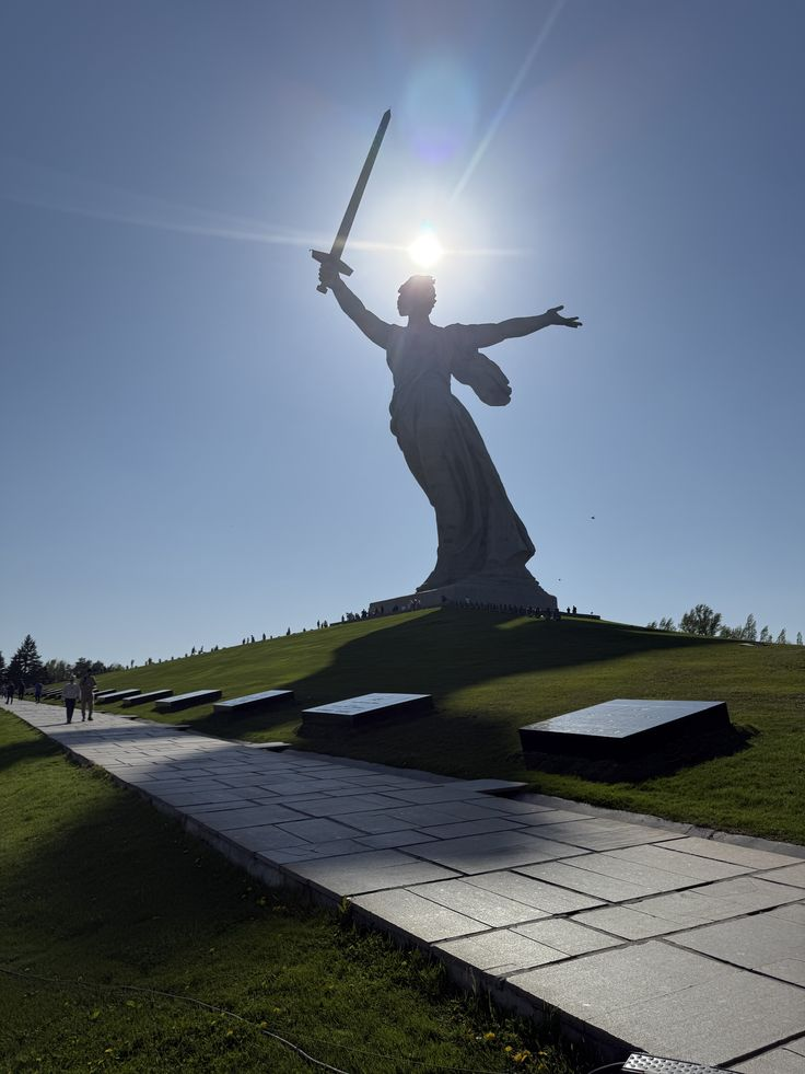 Родина-мать