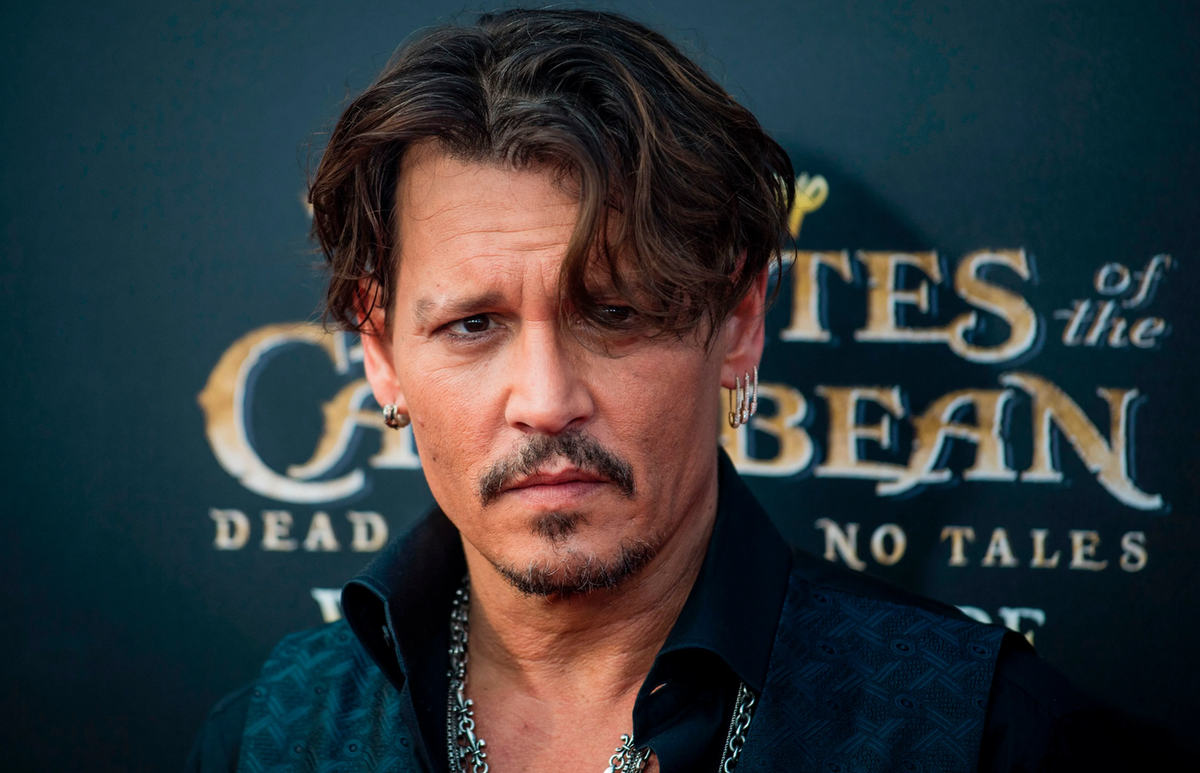 Джонни Депп – Близнецы, по знаку зодиака