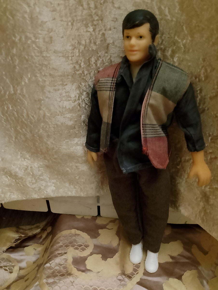 Вот такой элегантный мужчина, крепкий, как дуб