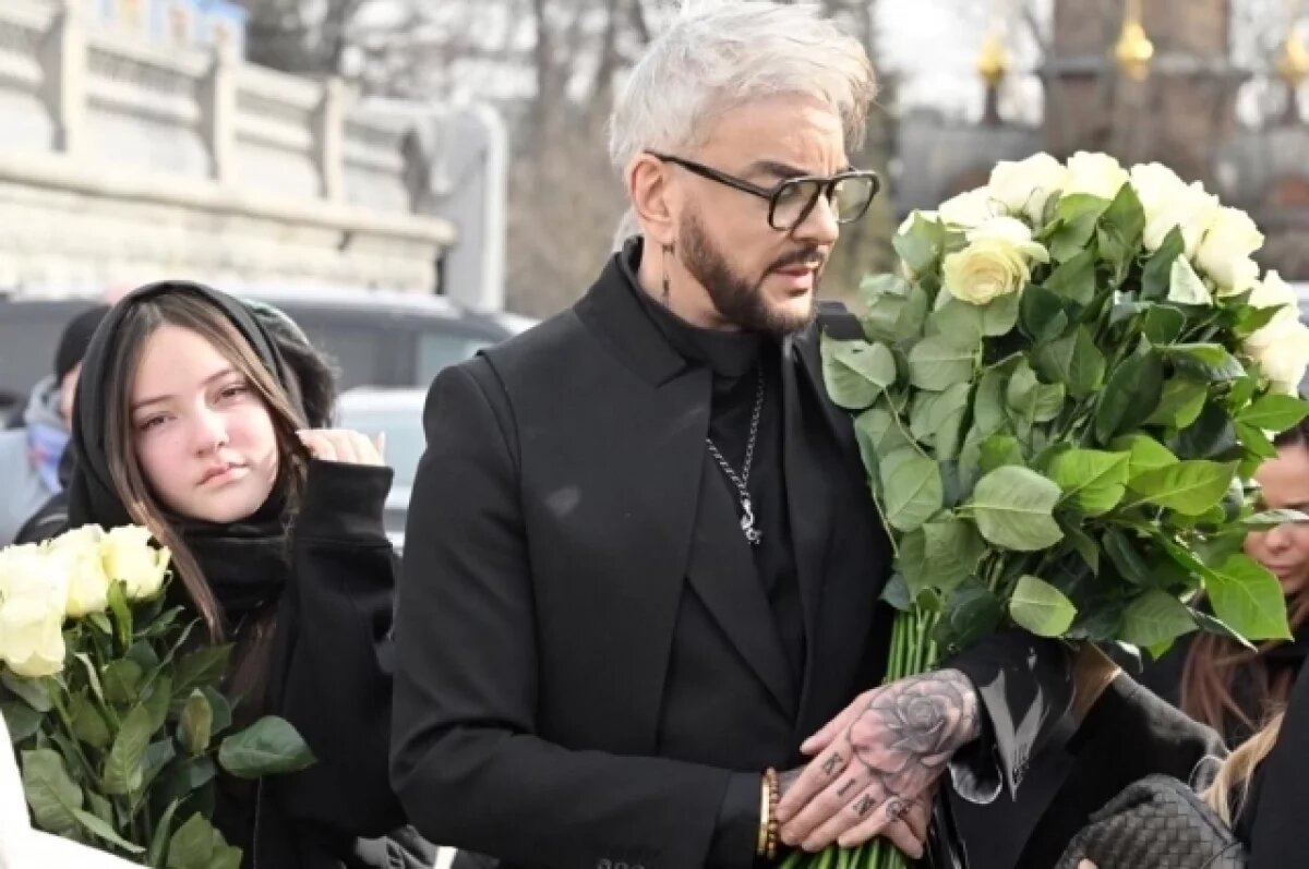    Дочь Киркорова Алла-Виктория впала в истерику, узнав о смерти дедушки