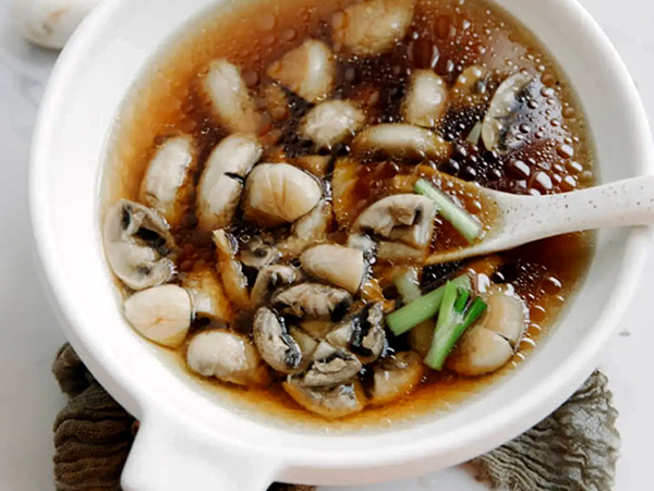 Китайский грибной суп из шампиньонов — проще простого, но с настоящим вкусом умами