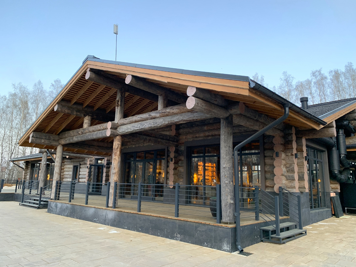 Здание ресторана "Титуларт"