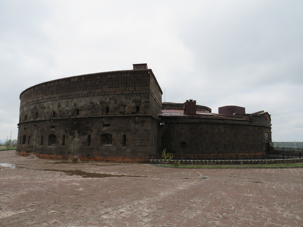 Черная крепость в Гюмри