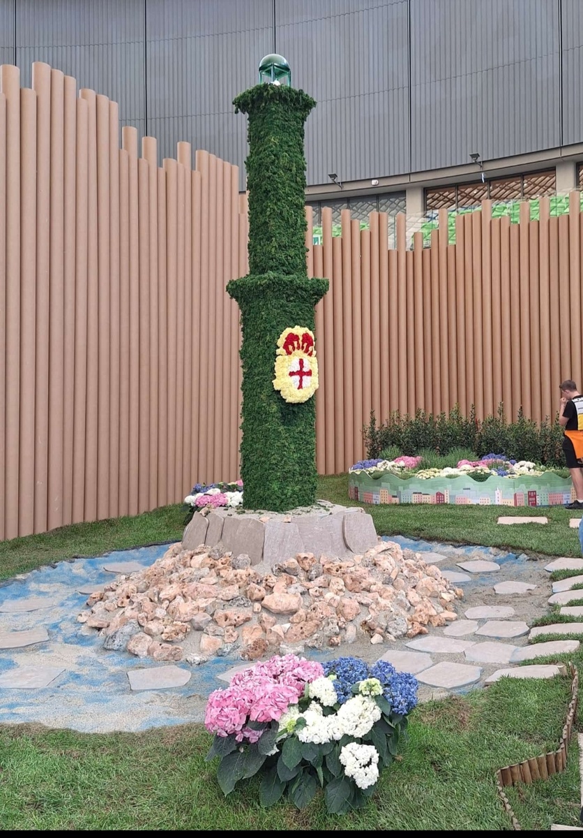 Знаменитый Генуэзский маяк глазами флориста