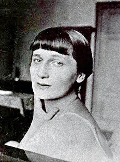 1925 г. Анна Ахматова