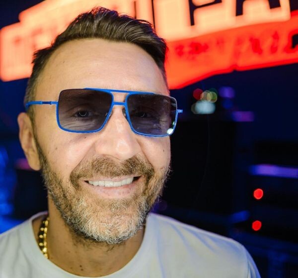 Сергей Шнуров