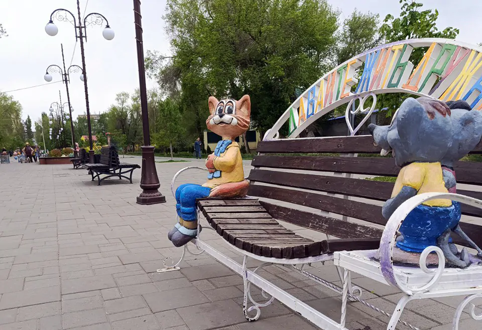 Фото: сайт администрации Балаковского района 
Источник: GazetaBalakovo.ru https://gazetabalakovo.ru/detskij-park-balakovo-otkryvaet-sezon-kak-budut-rabotat-attrakciony-i-chto-zhdjot-gostej/ 