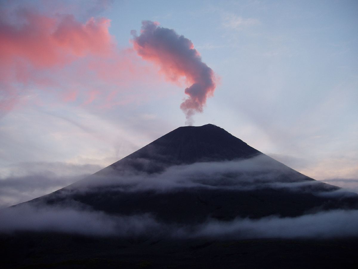 Карымский вулкан