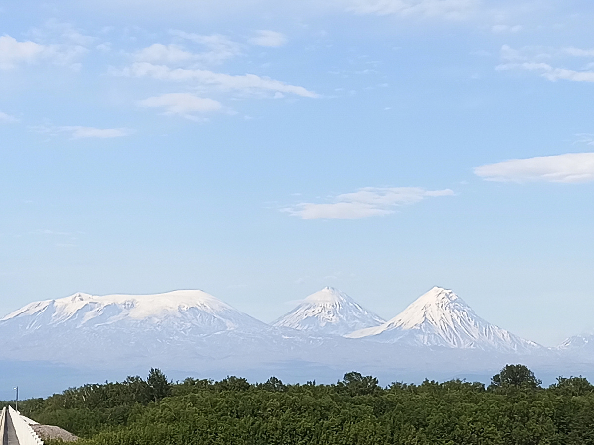 Ключевская группа вулканов. Фотография автора