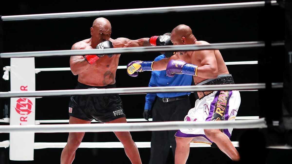 Рой Джонс-младший и Майк Тайсон