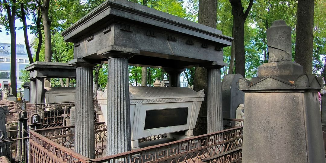 Петербургское купечество на Лазаревском кладбище. Часть №7