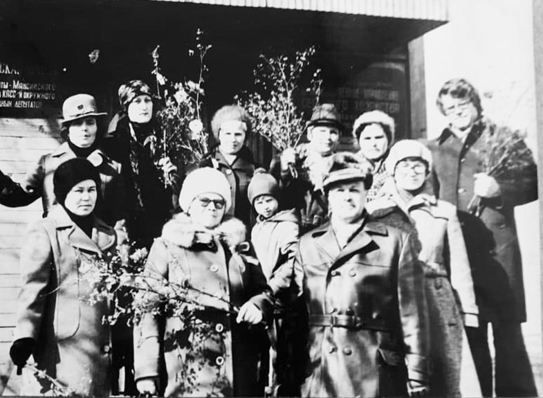    Как Первомай славил труд