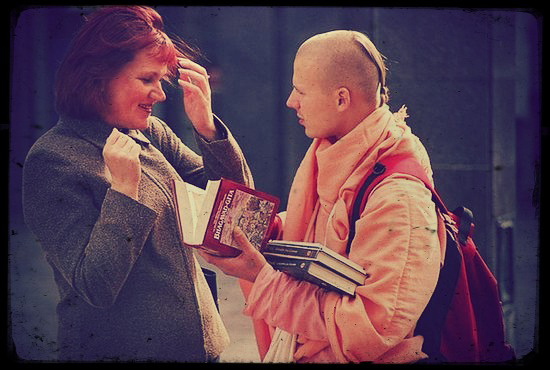 Чем слабее критическое мышление, тем легче вербовка