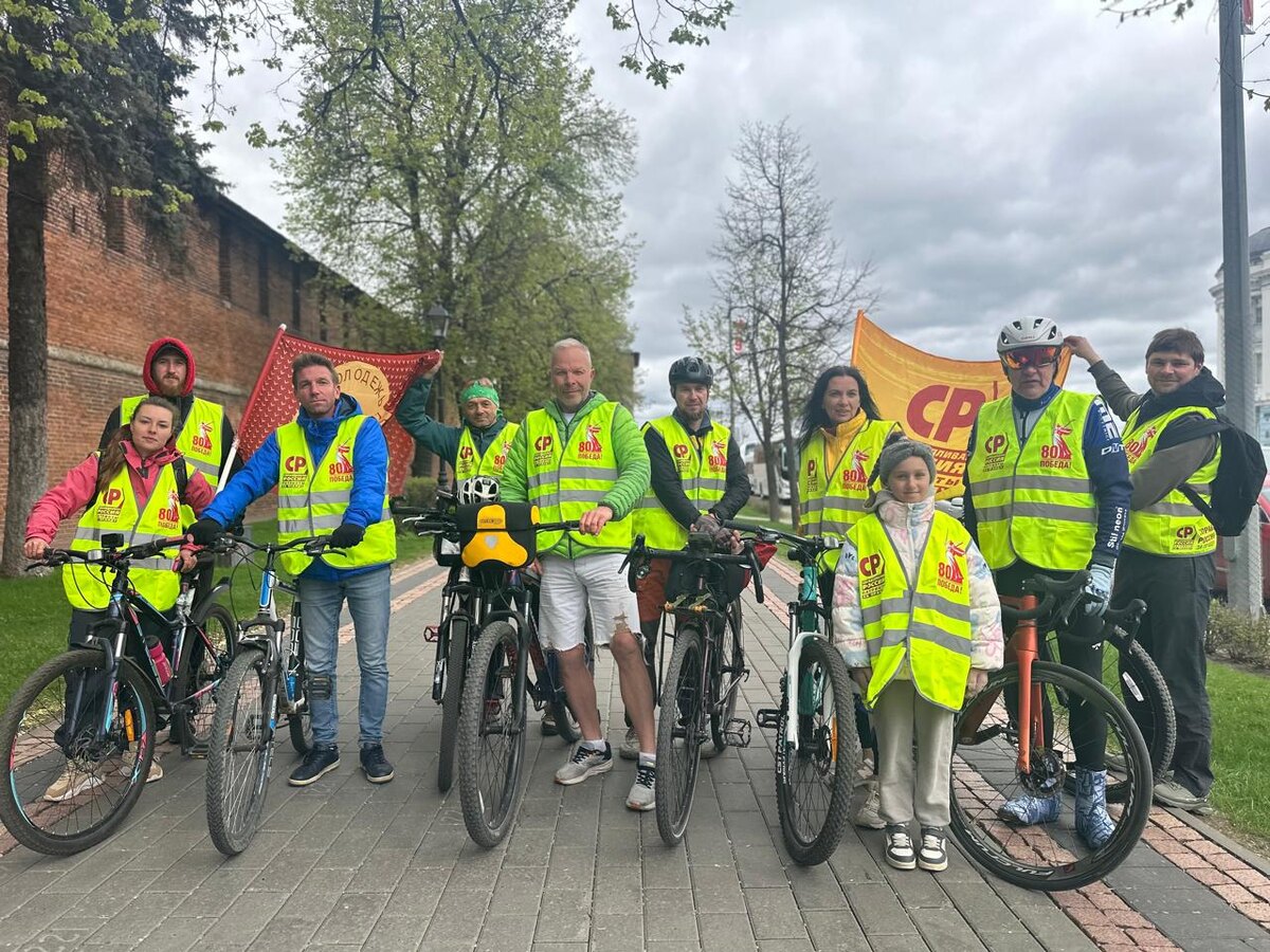 Возле Нижегородского Кремля