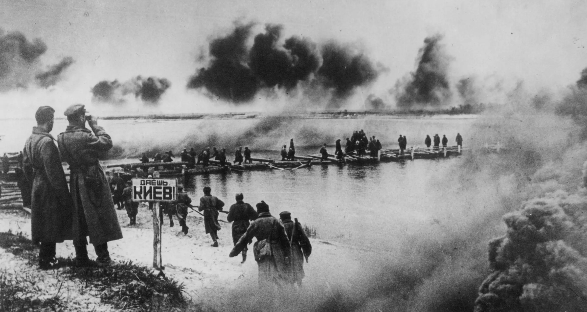 Советские войска на Днепре. Источник Яндекс картинки 