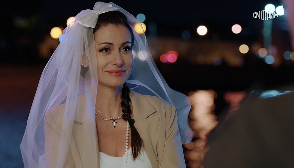 Мария Швецова. Играет Анна Ковальчук. 