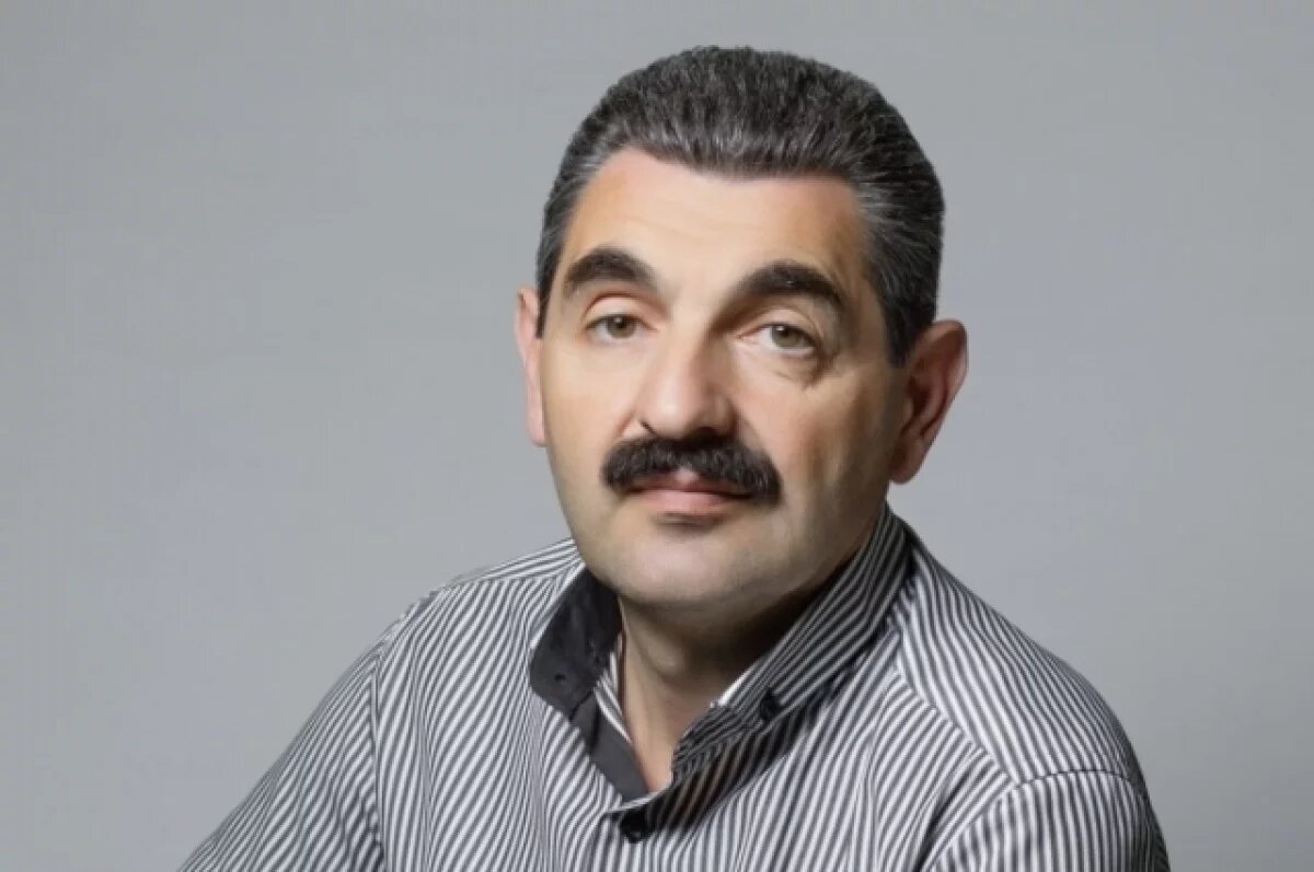    Армен Бежанян рассказал об обысках в его доме и выемке документов