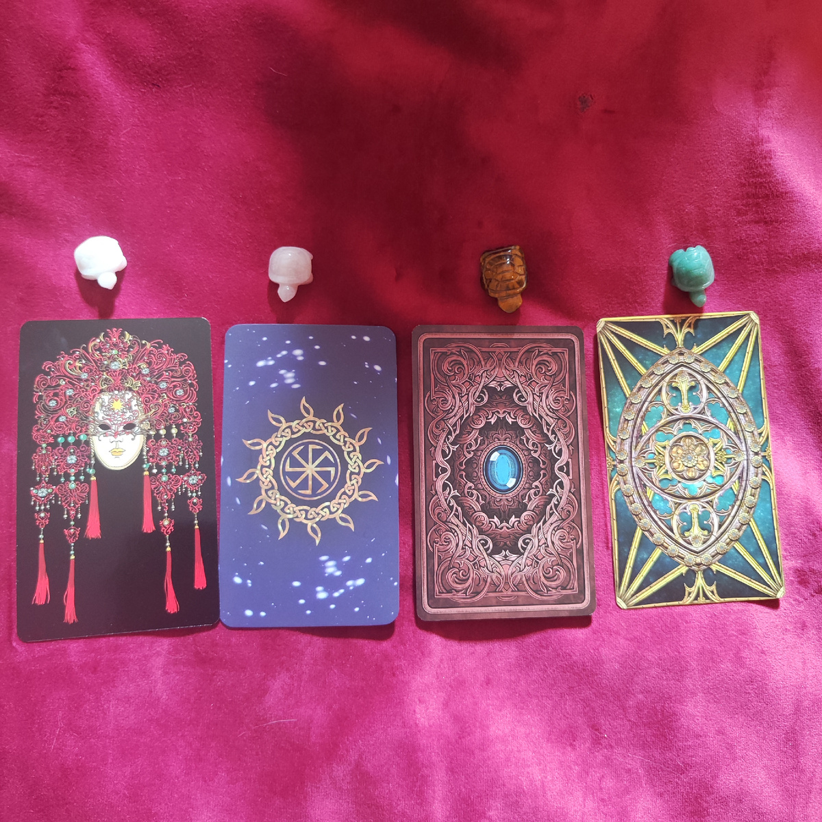 Таро-энергия Первомайских выходных