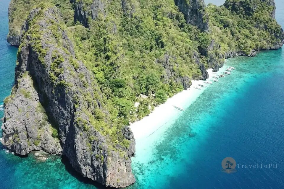 Тур B — Таинственные пещеры и дикие острова