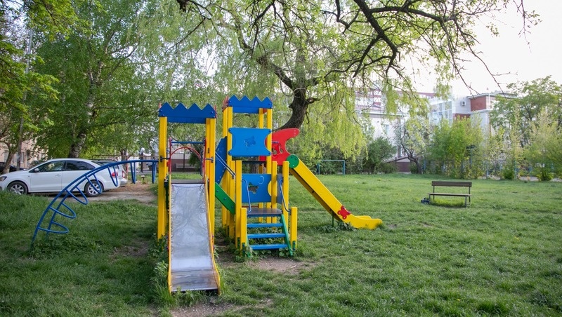    Детские площадки оборудуют в рамках краевой программы Фото: Валерия Алтухова / / ИА «Победа26»