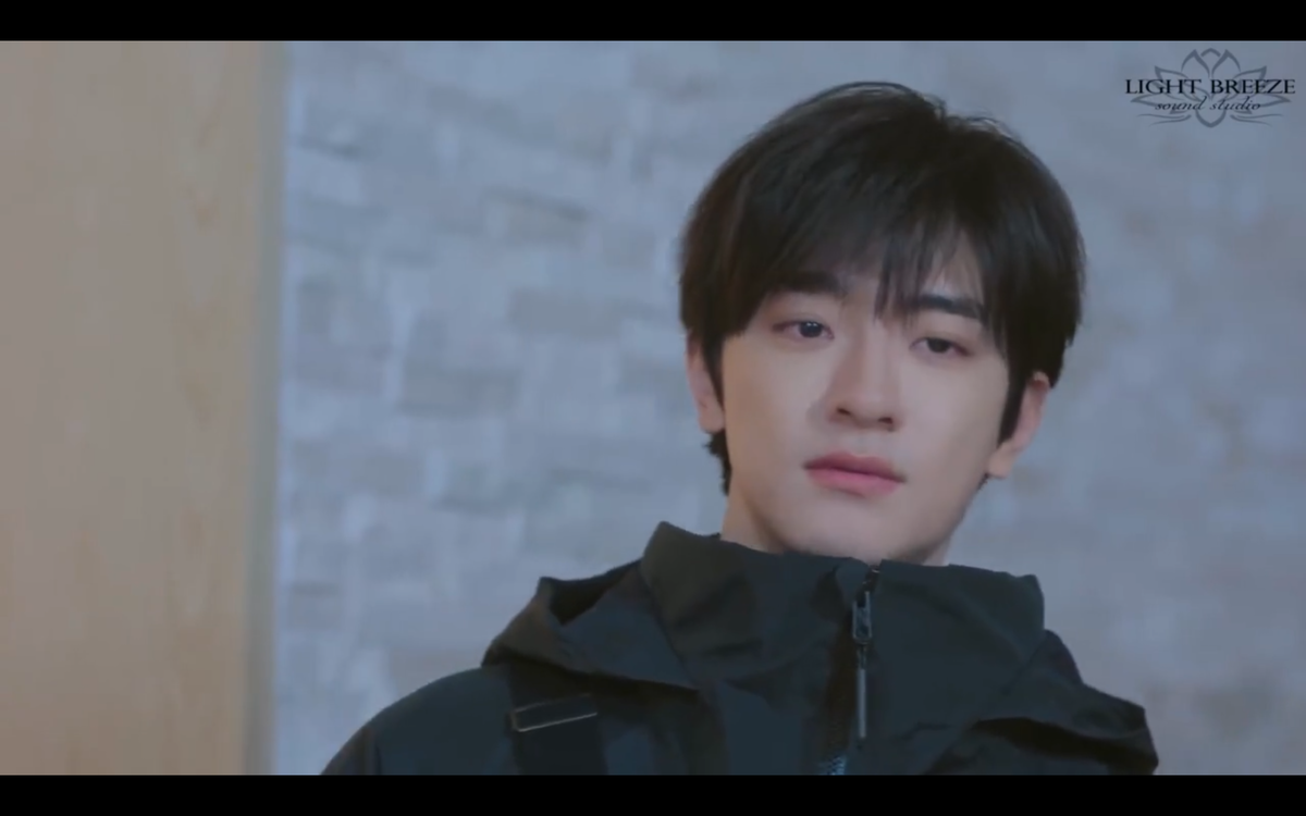 Фрагменты из дорамы "Тсс, король спит"