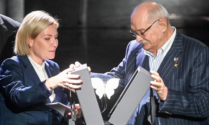    «Бабочка» переплюнет «Оскар». По деньгам!