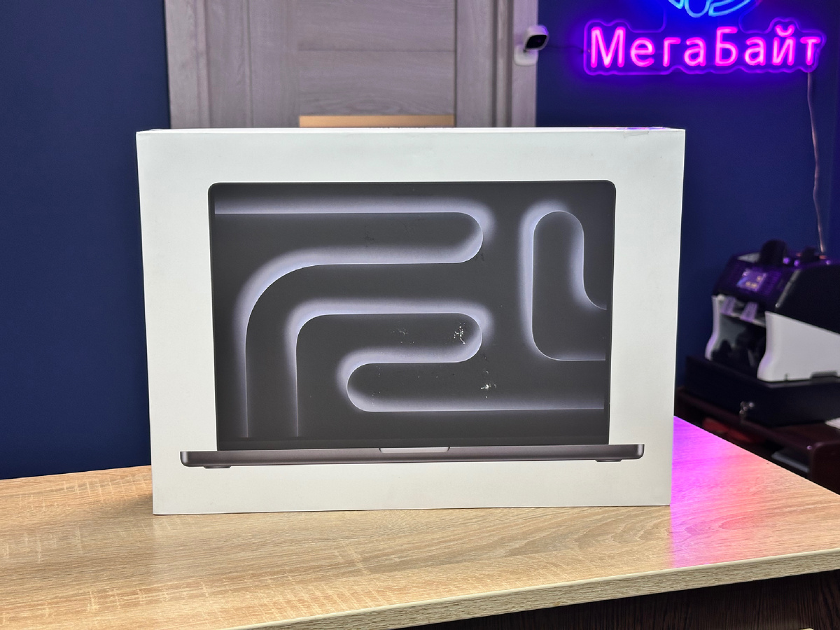 MacBook Pro 14 M4 Space black