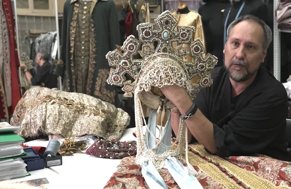 Цикл «Стоп! Сшито! Костюм кино»​, кадр из проекта