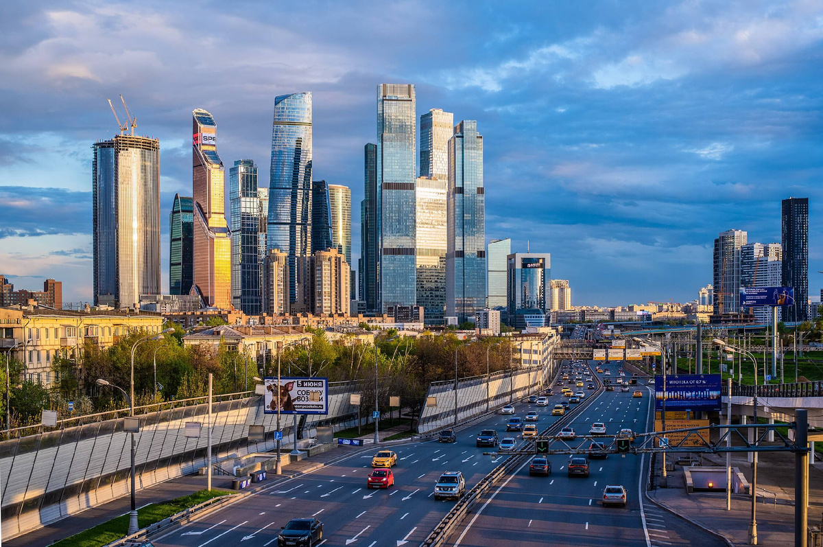 Москва-сити. Авторство: kishjar?. https://www.flickr.com/photos/kishjar/52078730783/, CC BY 2.0, https://commons.wikimedia.org/w/index.php?curid=118174708