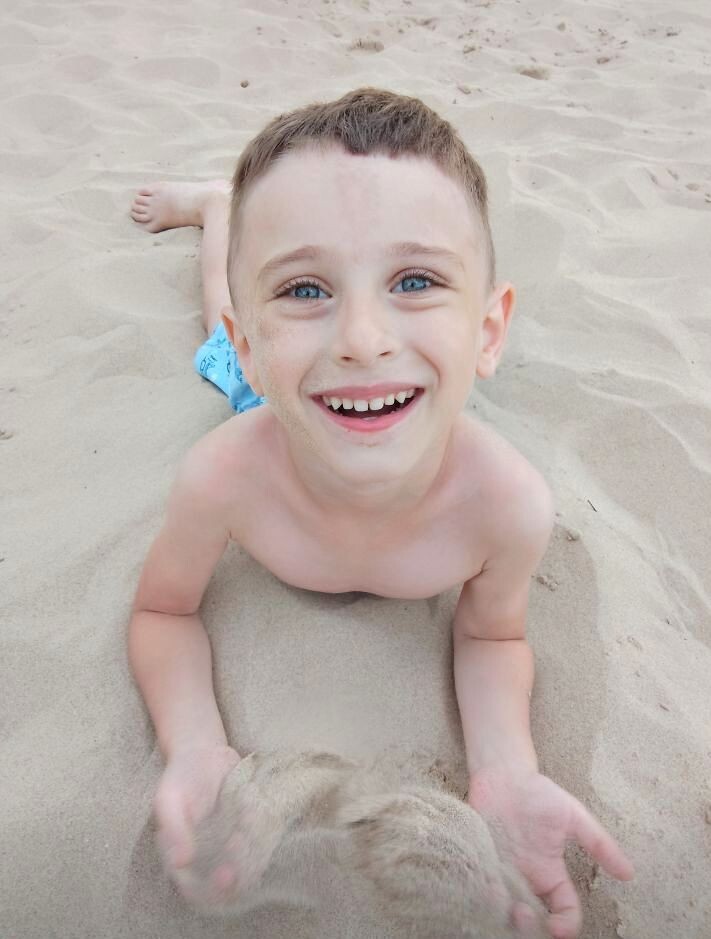 Устоять перед мольбой этих глаз практически невозможно. 