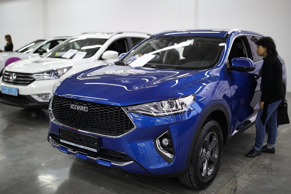 Фото заимствовано - https://auto.rambler.ru/news/49901521-v-sleduyuschem-godu-kazhdyy-vtoroy-avtomobil-v-rossii-budet-kitayskim/