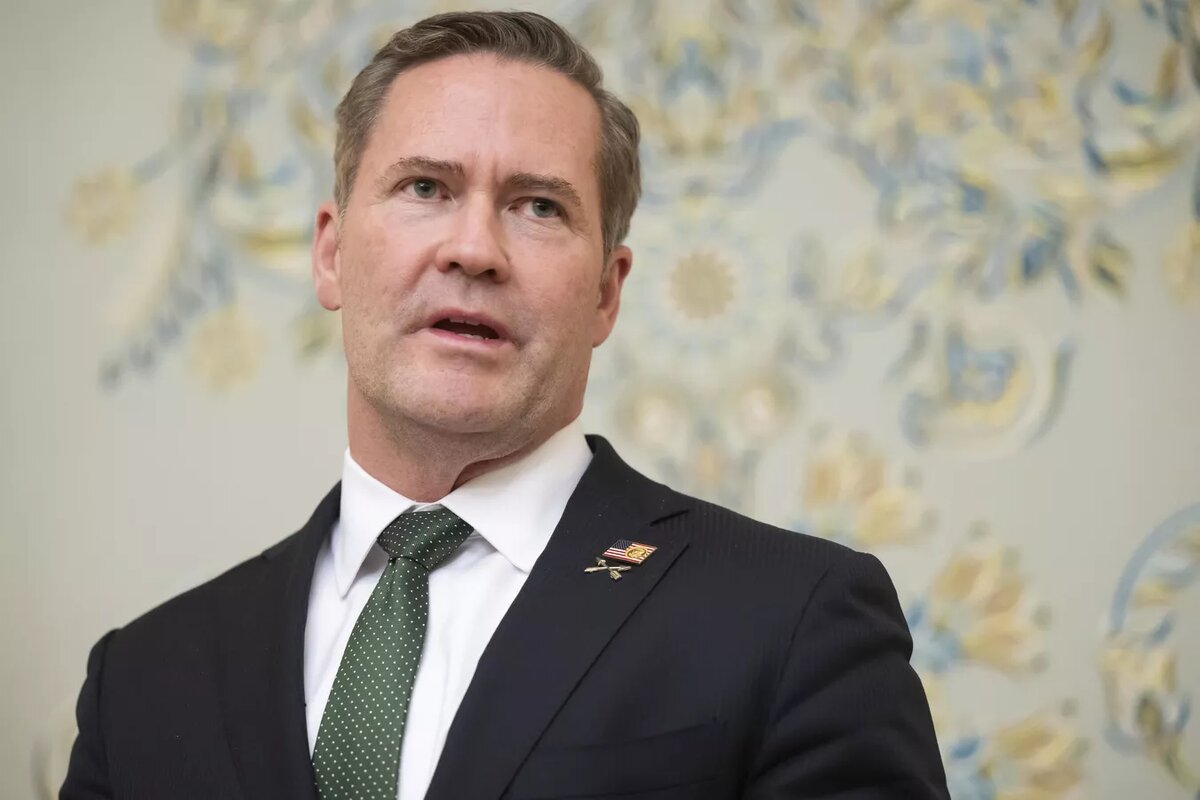 © AP Photo / Saul Loeb