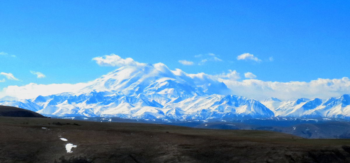 Эльбрус с перевала Гумбаши. Фото автора.