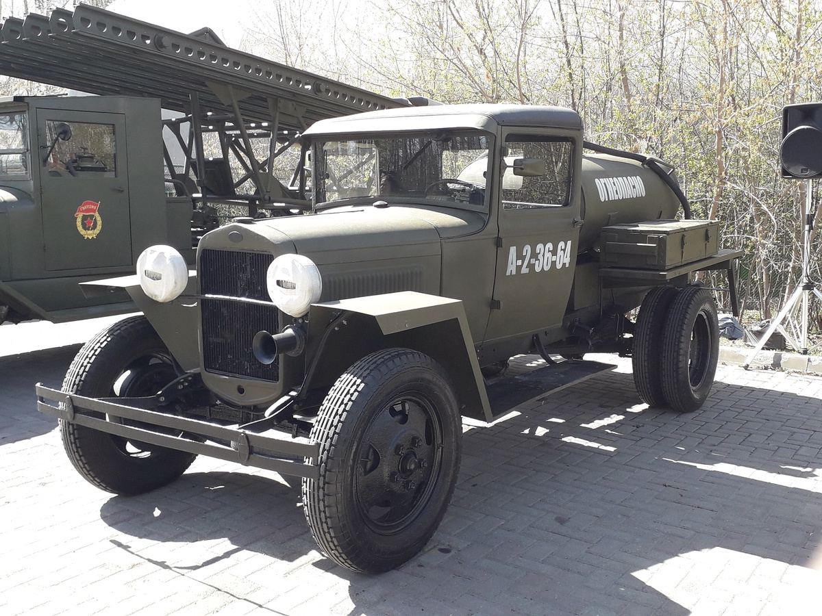 Автоцистерна на базе грузового автомобиля ГАЗ-ММ