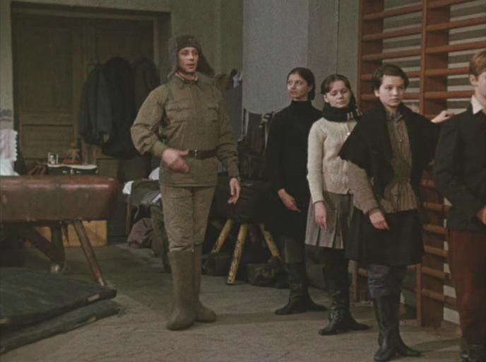 кадр из фильма "Мы смерти смотрели в лицо"