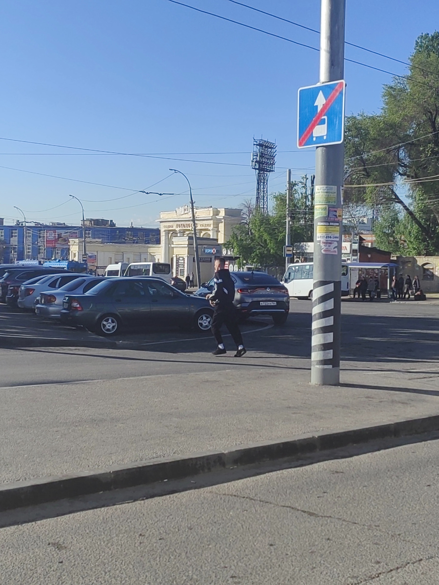 Недалеко от гостиницы