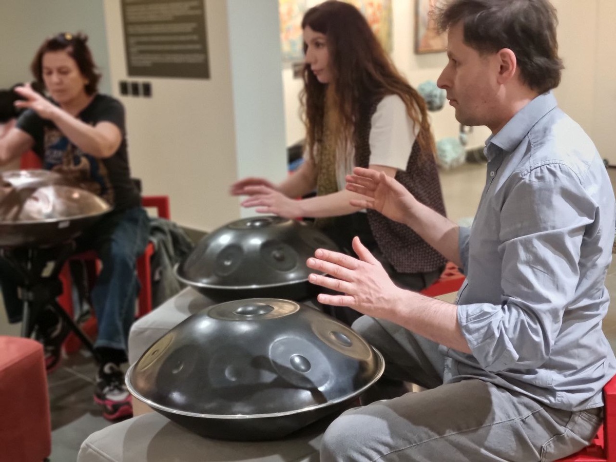 мастер-класс по игре на ханге