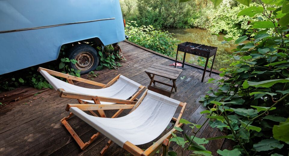    Автоглэмпинг Hippy Hotel в Наро-Фоминском округе / Медиасток.рф